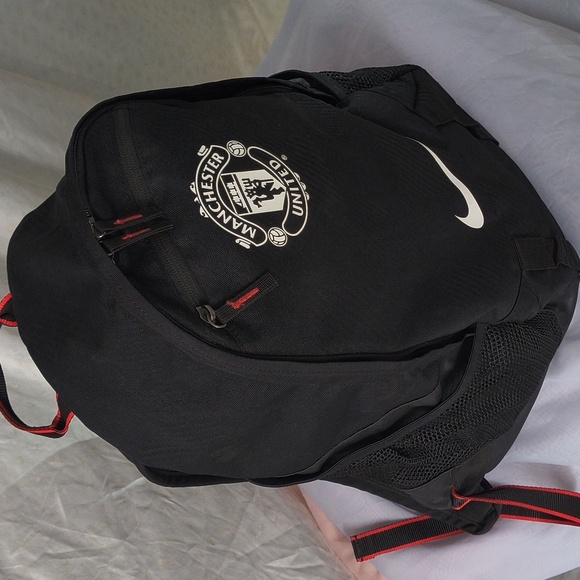Nike Manchester United Black/Red/White Backpack - Picture 6 of 11